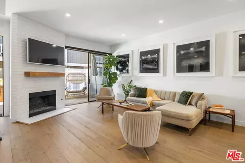 11656 Nebraska Ave #6, Los Angeles, CA 90025