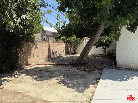 Exterior - 17517 Lemay Pl, Van Nuys, CA 91406 photo 9 of 11