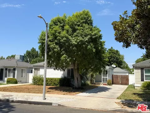 Exterior - 17517 Lemay Pl, Van Nuys, CA 91406 photo 5 of 11