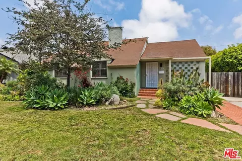 3238 Corinth Ave, Los Angeles, CA 90066