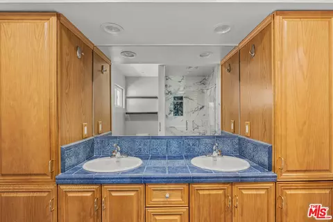 3791 Eucalyptus St, Simi Valley, CA 93063 photo 14