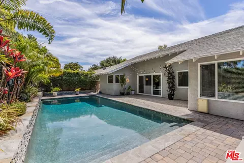 3791 Eucalyptus St, Simi Valley, CA 93063 photo 21