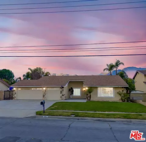 881 W 15th St, Upland, CA 91786