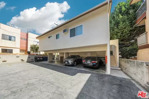 Exterior - 404 Porter St, Glendale, CA 91205 photo 5 of 10