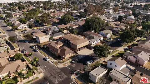 View/Area - 2705 E Monroe St, Carson, CA 90810 photo 5 of 6