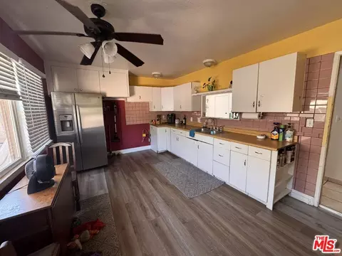 Kitchen - 1231 E Collins Ave, Orange, CA 92867 photo 2 of 2