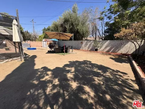 Exterior - 1231 E Collins Ave, Orange, CA 92867 photo 4 of 4