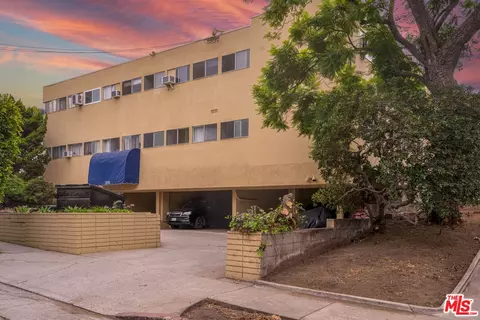 2050 Rodney Dr, Los Angeles, CA 90027