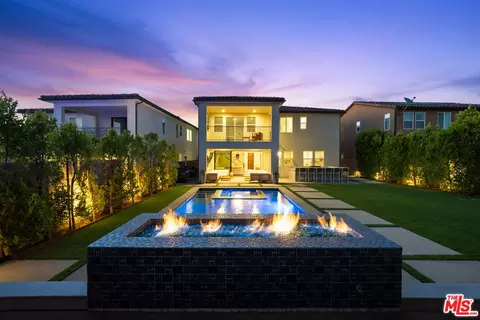 18952 Lauren Ln, Santa Clarita, CA 91350