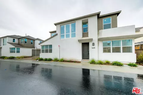1681 Whitmore Loop, Chula Vista, CA 91913 photo 3