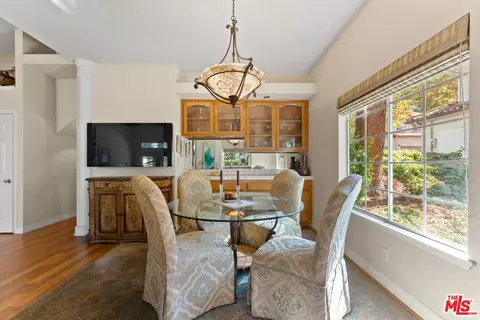 Dining - 3091 E Hillcrest Dr, Westlake Village, CA 91362 photo 2 of 2