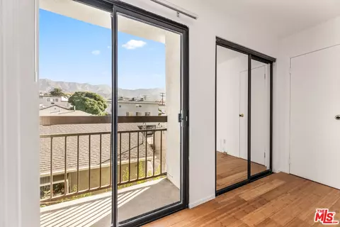 Bedroom - 620 E Harvard Rd #H, Burbank, CA 91501 photo 5 of 6