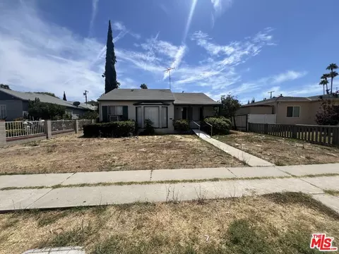 19952 Vanowen St, Winnetka, CA 91306