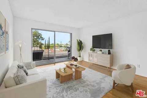 1517 E Garfield Ave #23, Glendale, CA 91205