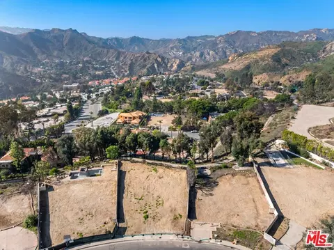 1429 El Bosque Ct, Pacific Palisades, CA 90272