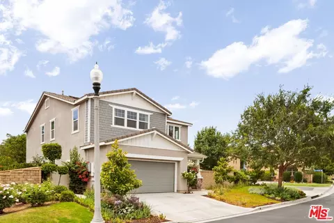 24229 La Montura Dr, Valencia, CA 91354