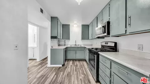 Other - 223 S Acacia Ave # 211, Compton, CA 90220 photo 1 of 5
