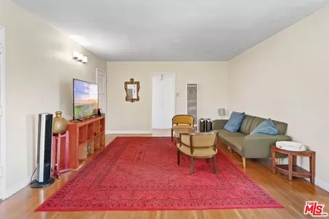 5637 Corbett St, Los Angeles, CA 90016