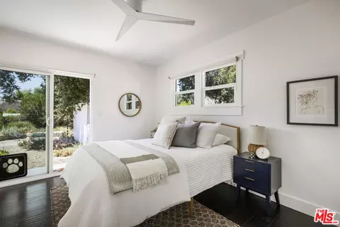Bedroom - 1875 Belmont Ave, Pasadena, CA 91103 photo 1 of 4