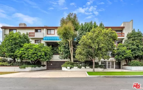 9737 Charnock Ave #4, Los Angeles, CA 90034