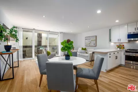5901 Canterbury Dr #5, Culver City, CA 90230