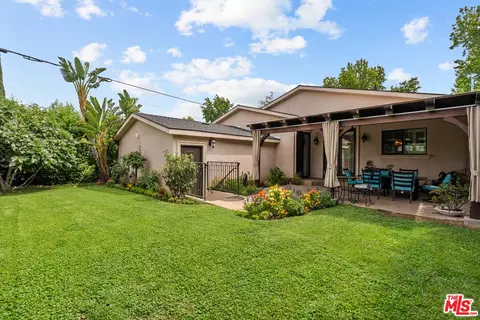 5767 Lasaine Ave, Encino, CA 91316