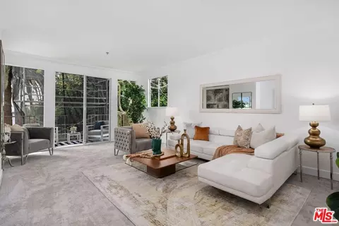 211 California Ave #401, Santa Monica, CA 90403