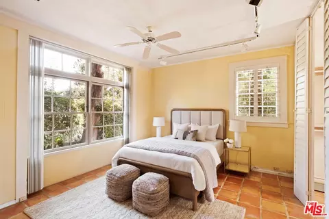 Bedroom - 1205 Arden Rd, Pasadena, CA 91106 photo 1 of 3