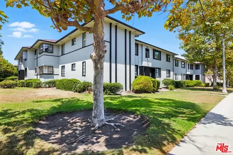 4045 Abourne Rd #D, Los Angeles, CA 90008