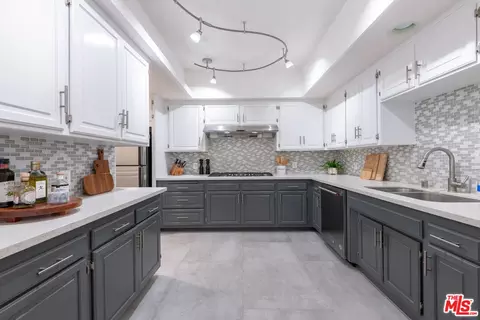 10794 Wilkins Ave #201, Los Angeles, CA 90024