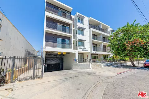 3061 W 12th Pl #309, Los Angeles, CA 90006
