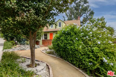 1942 Cerro Gordo St, Los Angeles, CA 90039