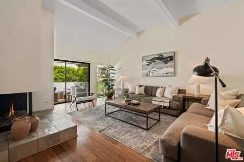 1553 Michael Ln, Pacific Palisades, CA 90272