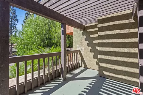 Exterior - 5001 E Atherton St #203, Long Beach, CA 90815 photo 6 of 8