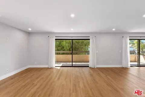 Living - 5001 E Atherton St #203, Long Beach, CA 90815 photo 6 of 9