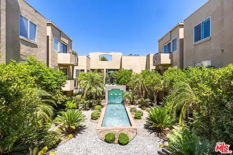 12633 Moorpark St #208, Studio City, CA 91604