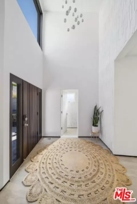 Entry Way - 3004 Sequit Dr, Malibu, CA 90265 photo 2 of 4