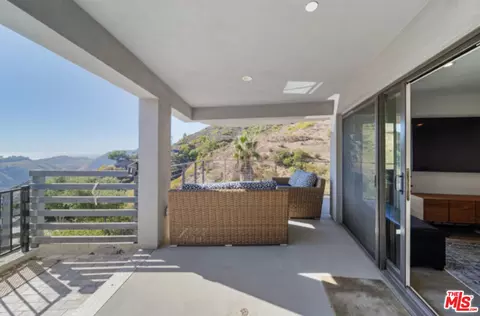 Exterior - 3004 Sequit Dr, Malibu, CA 90265 photo 7 of 9