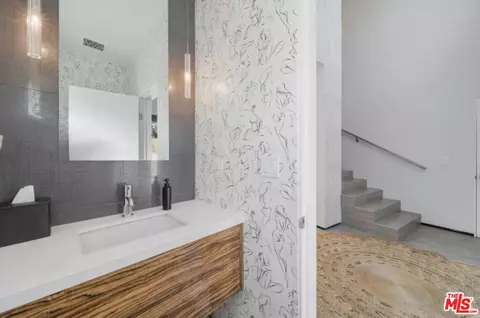 Entry Way - 3004 Sequit Dr, Malibu, CA 90265 photo 1 of 4