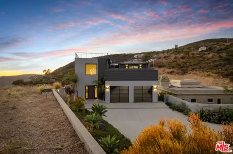 Exterior - 3004 Sequit Dr, Malibu, CA 90265 photo 4 of 9