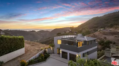 Exterior - 3004 Sequit Dr, Malibu, CA 90265 photo 2 of 9