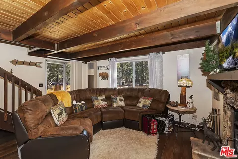 2074 1st Ln, Big Bear City, CA 92314 photo 6