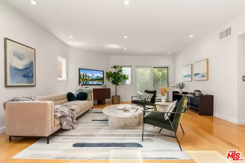 321 S Linden Dr, Beverly Hills, CA 90212