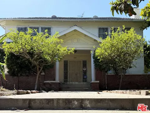233 S Van Ness Ave, Los Angeles, CA 90004