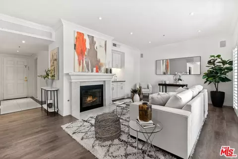 2025 S Beverly Glen Blvd #2D, Los Angeles, CA 90025