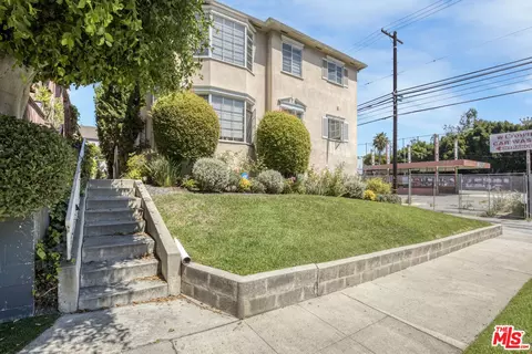 2372 S Beverly Glen Blvd, Los Angeles, CA 90064