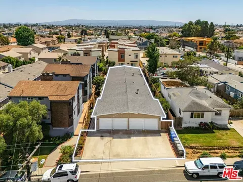2204 Carnegie Ln, Redondo Beach, CA 90278