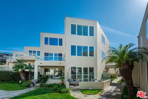 7301 Vista Del Mar #4, Playa Del Rey, CA 90293