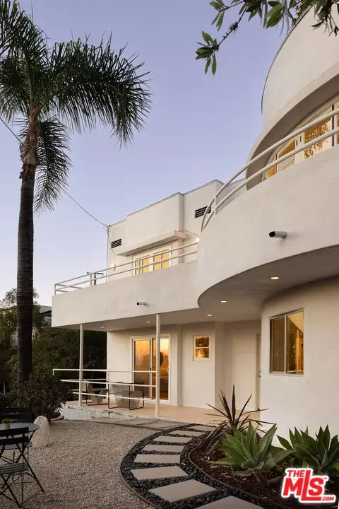 1333 E Palmer Ave, Glendale, CA 91205