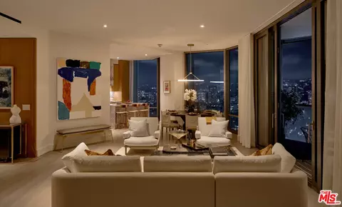 211 W Elm Ct #14C, Los Angeles, CA 90067